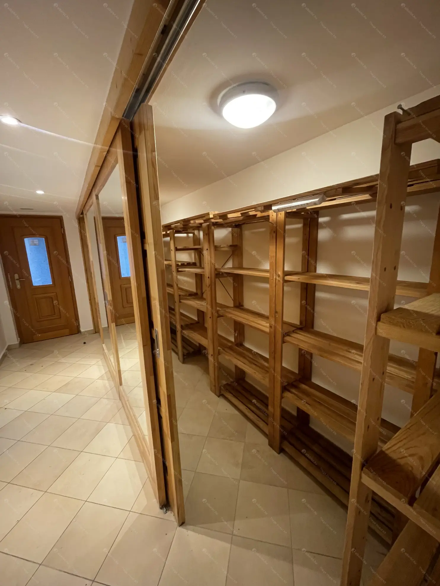 Kiadó albérlet 490000 Ft/hó áron: Budapest, II. kerület  Honfoglalás utca. Mérete: 195 nm, 6 szobás | Alberlet.hu - 6599092