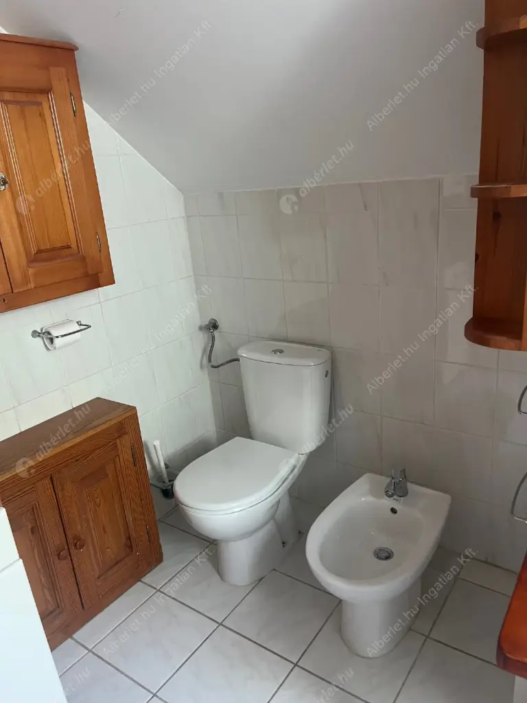 Kiadó albérlet 565000 Ft/hó áron: Budapest, II. kerület  Honfoglalás utca. Mérete: 210 nm, 5 szobás | Alberlet.hu - 6514507