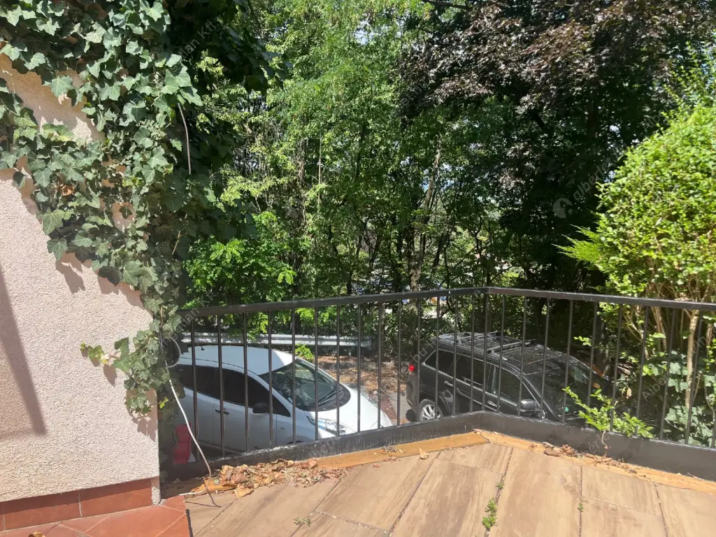 Kiadó albérlet 565000 Ft/hó áron: Budapest, II. kerület  Honfoglalás utca. Mérete: 210 nm, 5 szobás | Alberlet.hu - 6514509