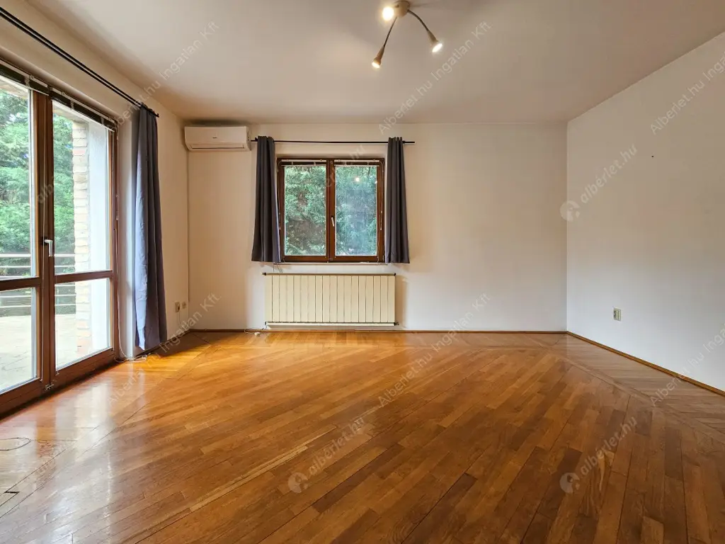 Kiadó albérlet 880000 Ft/hó áron: Budapest, II. kerület  Honvéd utca. Mérete: 280 nm, 5 szobás | Alberlet.hu - 6569487