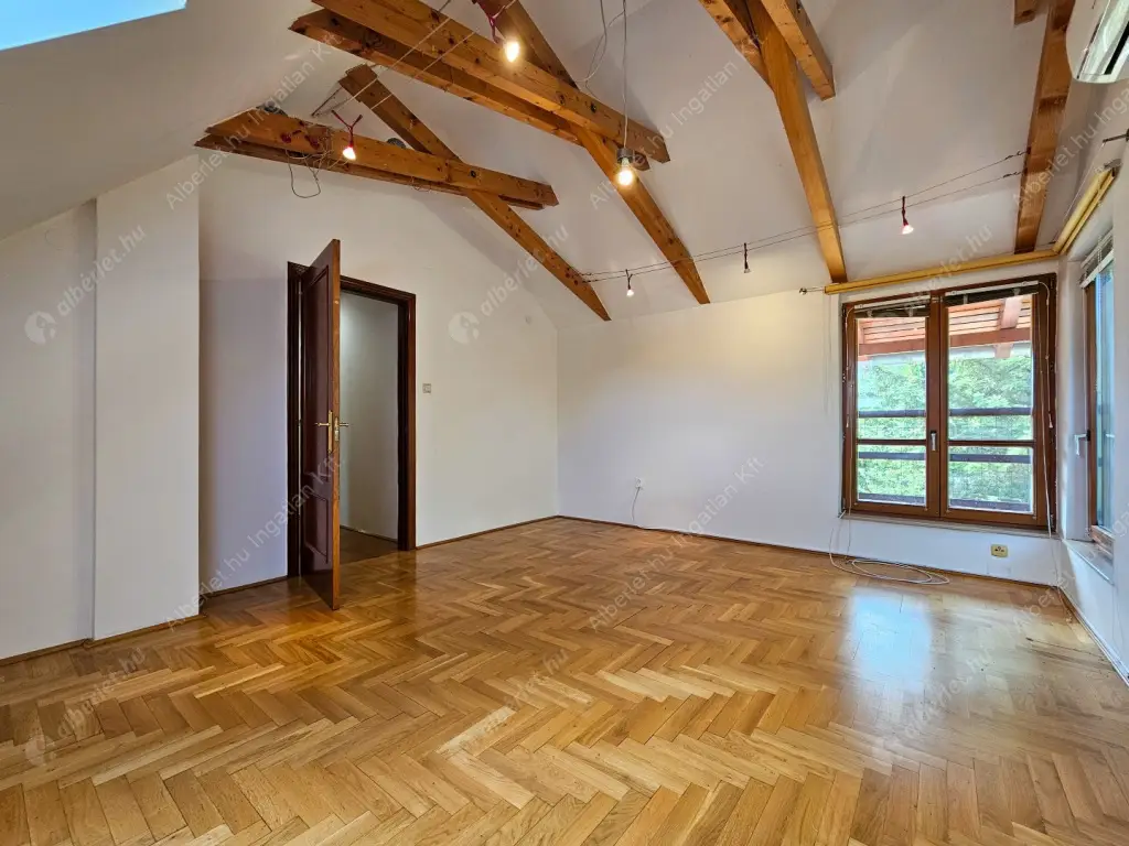 Kiadó albérlet 880000 Ft/hó áron: Budapest, II. kerület  Honvéd utca. Mérete: 280 nm, 5 szobás | Alberlet.hu - 6569496