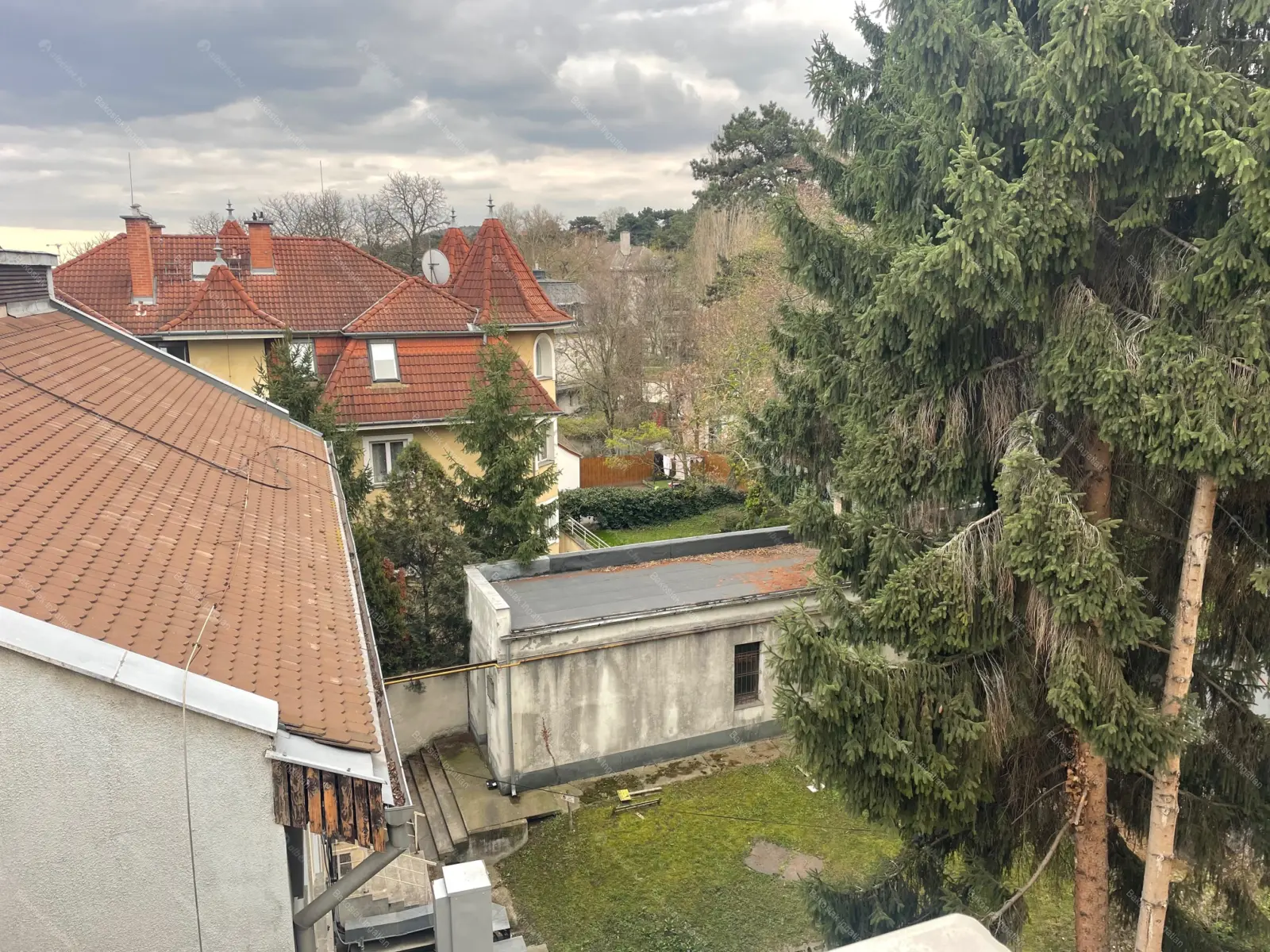 Kiadó albérlet 190000 Ft/hó áron: Budapest, II. kerület  Hűvösvölgyi út. Mérete: 40 nm, 1 szobás | Alberlet.hu - 6691205