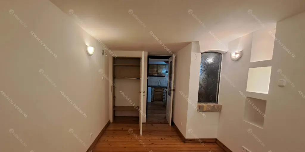 Kiadó albérlet 180000 Ft/hó áron: Budapest, II. kerület  Hűvösvölgyi út. Mérete: 50 nm, 2 szobás | Alberlet.hu - 6692918