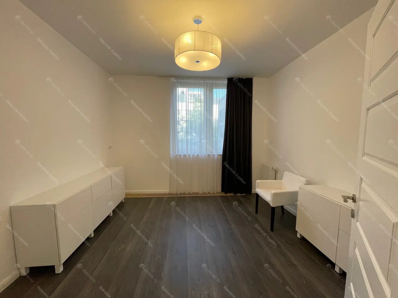 Kiadó albérlet 1018000 Ft/hó áron: Budapest, II. kerület  Józsefhegyi utca. Mérete: 105 nm, 4 szobás | Alberlet.hu - 5346342