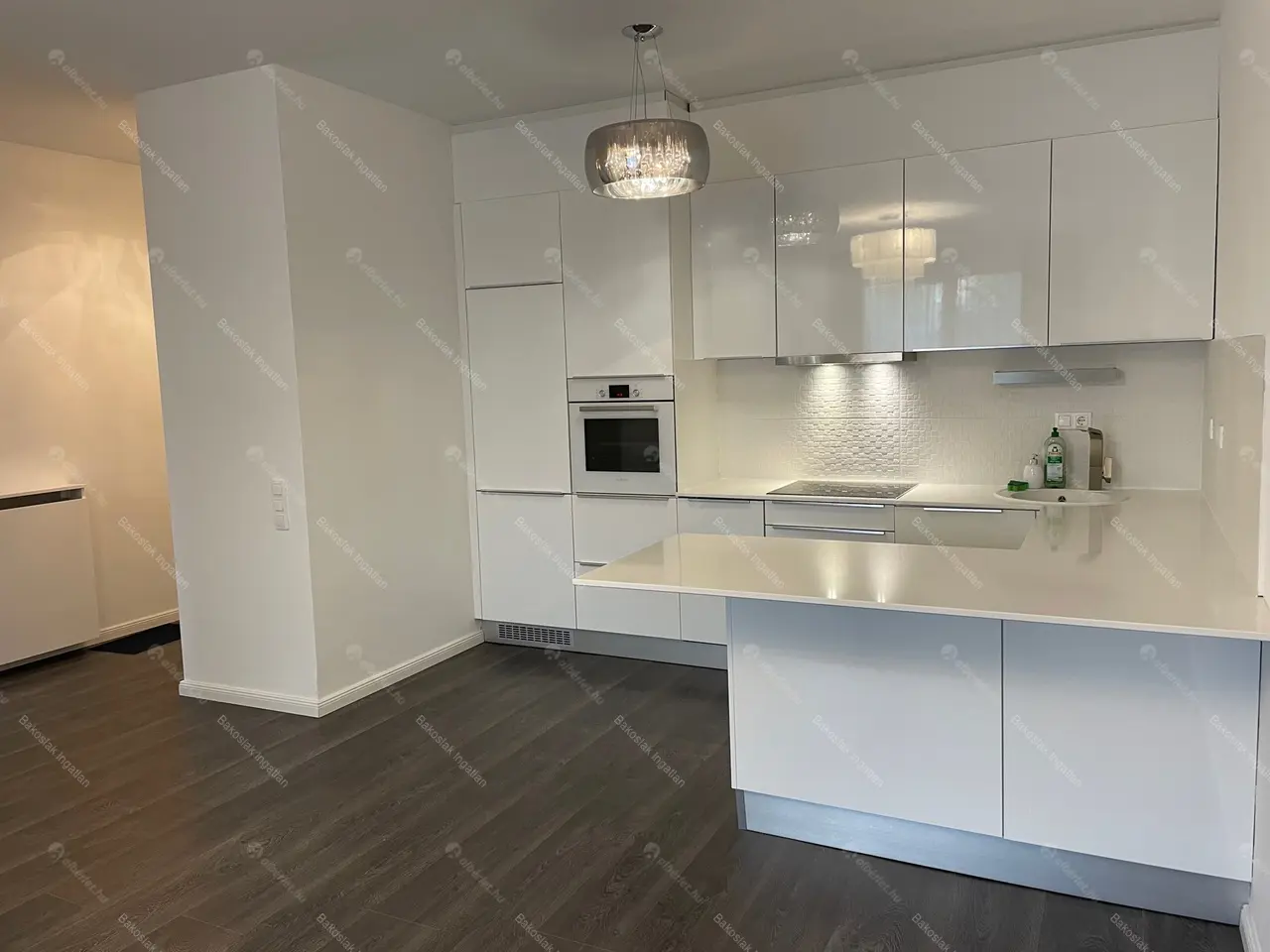 Kiadó albérlet 1018000 Ft/hó áron: Budapest, II. kerület  Józsefhegyi utca. Mérete: 105 nm, 4 szobás | Alberlet.hu - 5346355