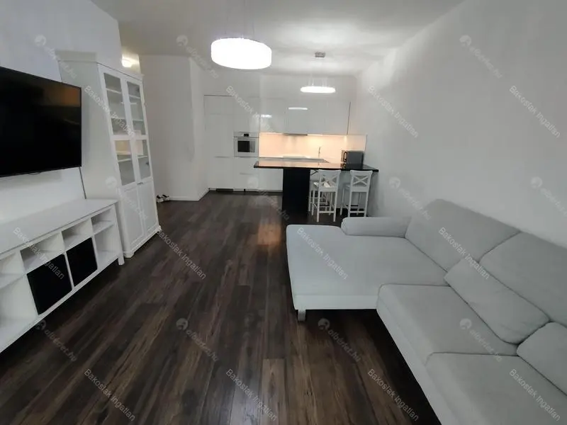 Kiadó albérlet 948000 Ft/hó áron: Budapest, II. kerület  Józsefhegyi utca. Mérete: 105 nm, 4 szobás | Alberlet.hu - 6678761