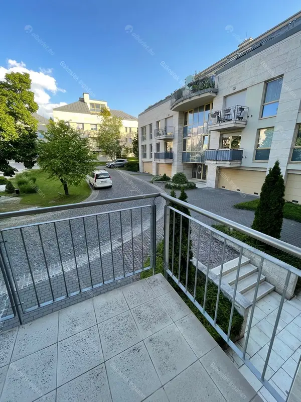 Kiadó albérlet 948000 Ft/hó áron: Budapest, II. kerület  Józsefhegyi utca. Mérete: 105 nm, 4 szobás | Alberlet.hu - 6678772