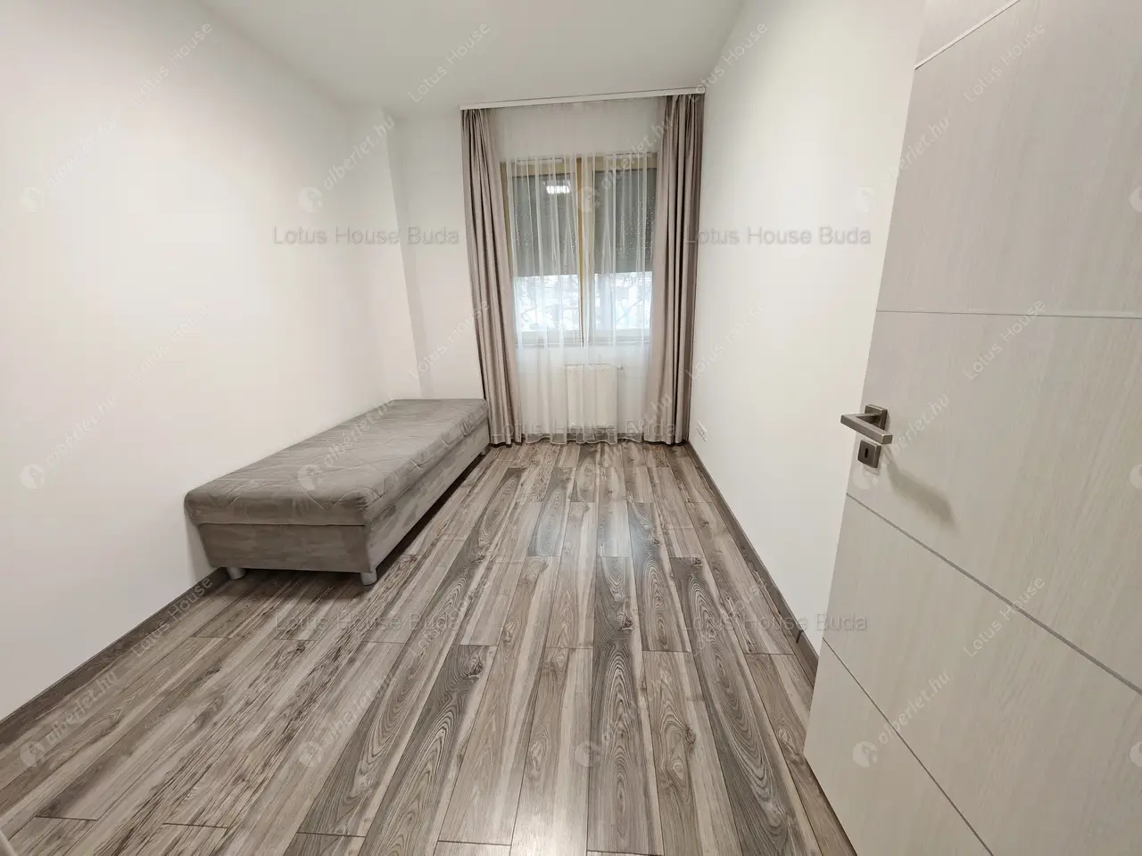 Kiadó albérlet 963000 Ft/hó áron: Budapest, II. kerület  Józsefhegyi utca. Mérete: 105 nm, 4 szobás | Alberlet.hu - 6608967