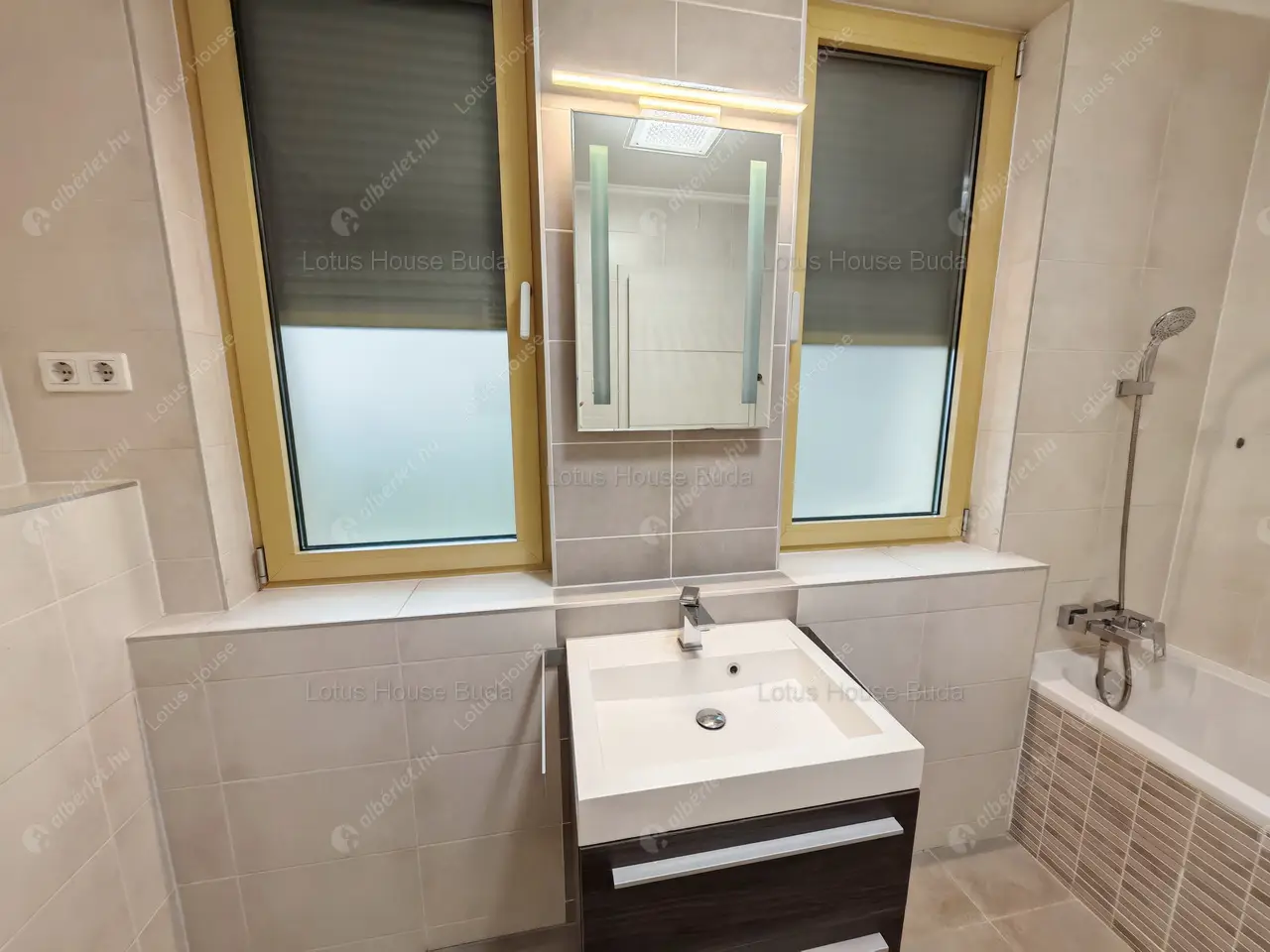 Kiadó albérlet 963000 Ft/hó áron: Budapest, II. kerület  Józsefhegyi utca. Mérete: 105 nm, 4 szobás | Alberlet.hu - 6608971