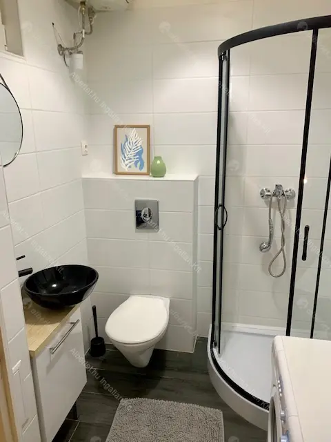 Kiadó albérlet 190000 Ft/hó áron: Budapest, II. kerület  Kapás utca. Mérete: 24 nm, 1 szobás | Alberlet.hu - 6669056