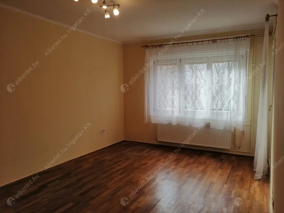 Kiadó albérlet 250000 Ft/hó áron: Budapest, II. kerület  Kapy utca. Mérete: 58 nm, 2 szobás | Alberlet.hu - 5498930
