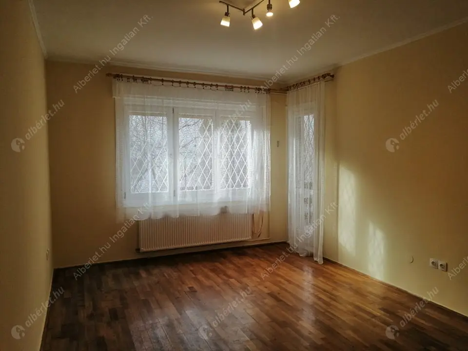 Kiadó albérlet 250000 Ft/hó áron: Budapest, II. kerület  Kapy utca. Mérete: 58 nm, 2 szobás | Alberlet.hu - 5498933