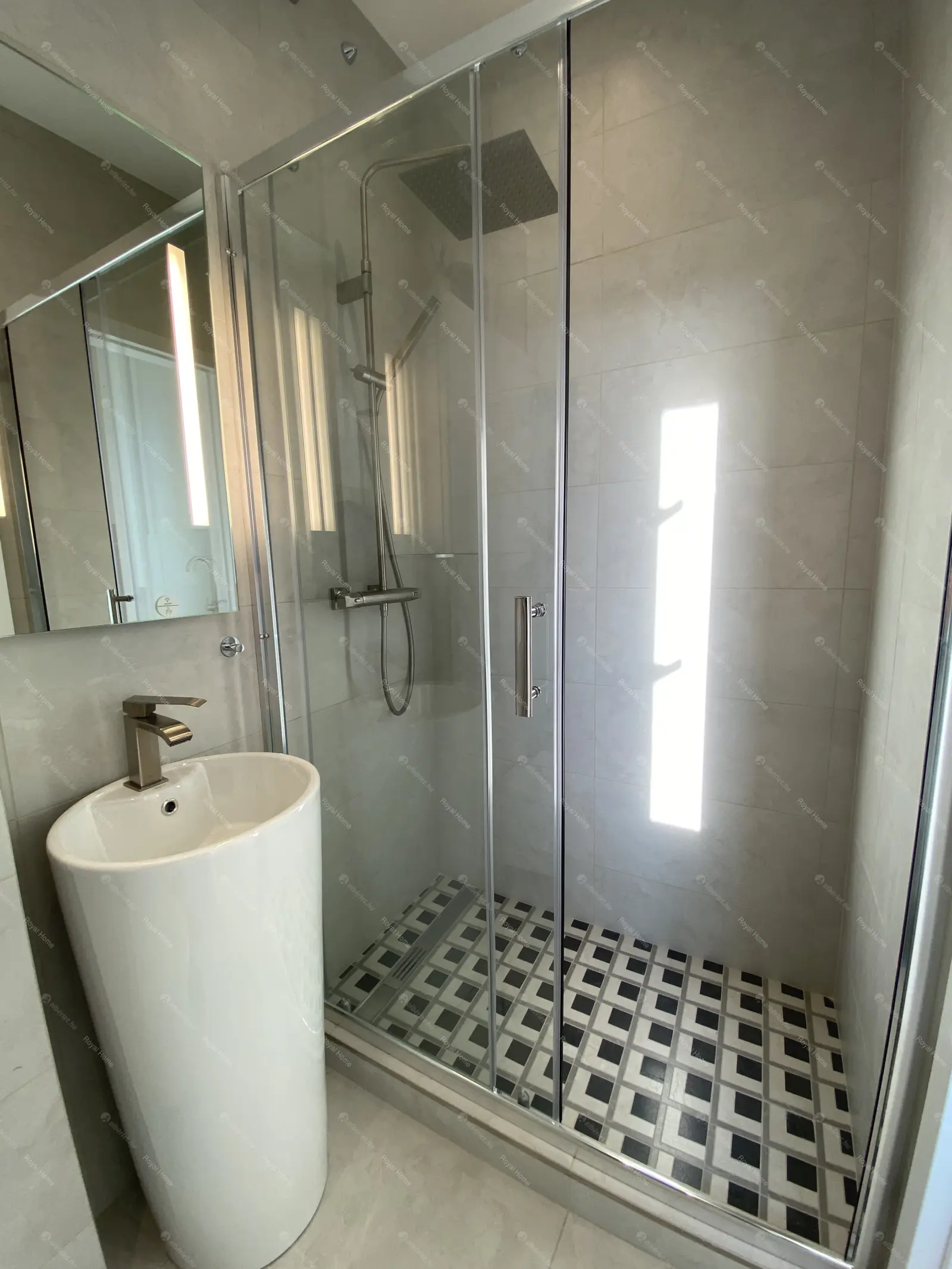 Kiadó albérlet 250000 Ft/hó áron: Budapest, II. kerület  Keleti Károly utca. Mérete: 20 nm, 1 szobás | Alberlet.hu - 6664776