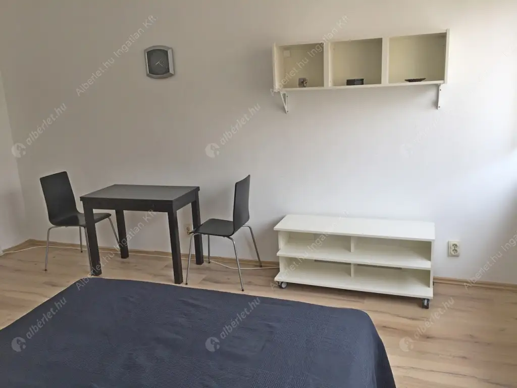 Kiadó albérlet 180000 Ft/hó áron: Budapest, II. kerület  Keleti Károly utca. Mérete: 30 nm, 1 szobás | Alberlet.hu - 6568918