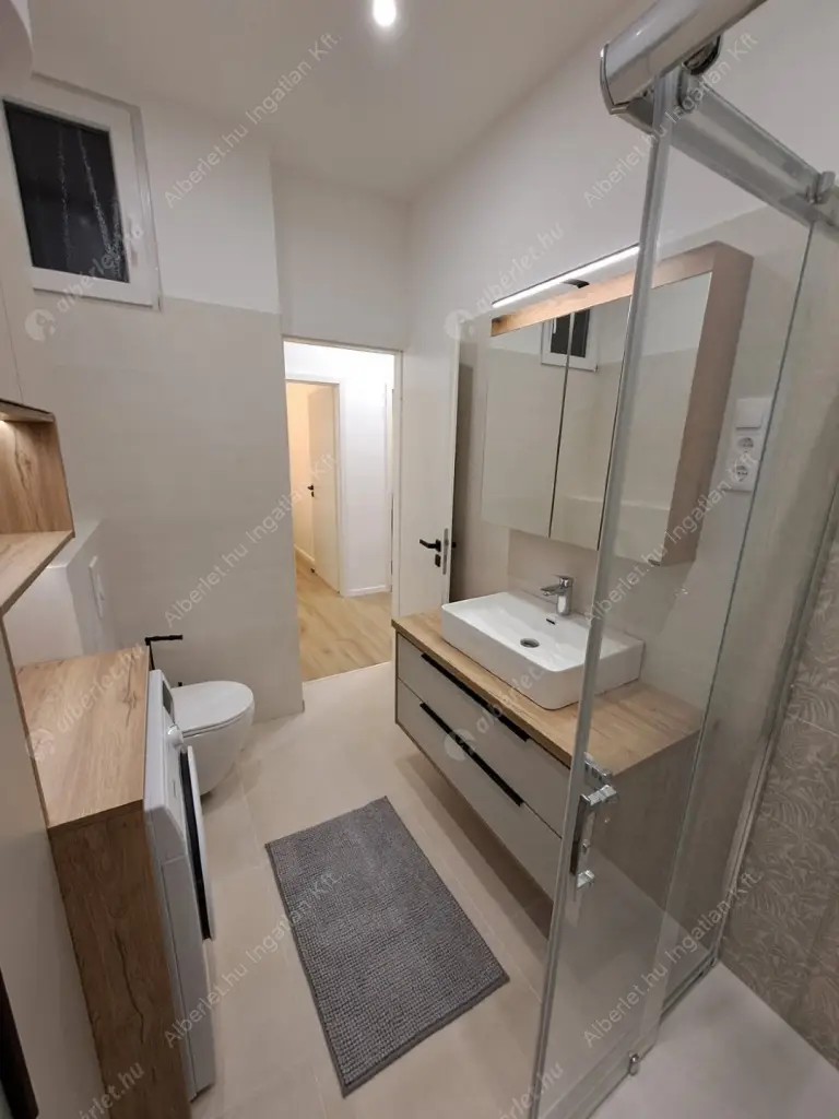 Kiadó albérlet 400000 Ft/hó áron: Budapest, II. kerület  Keleti Károly utca. Mérete: 55 nm, 3 szobás | Alberlet.hu - 6591923