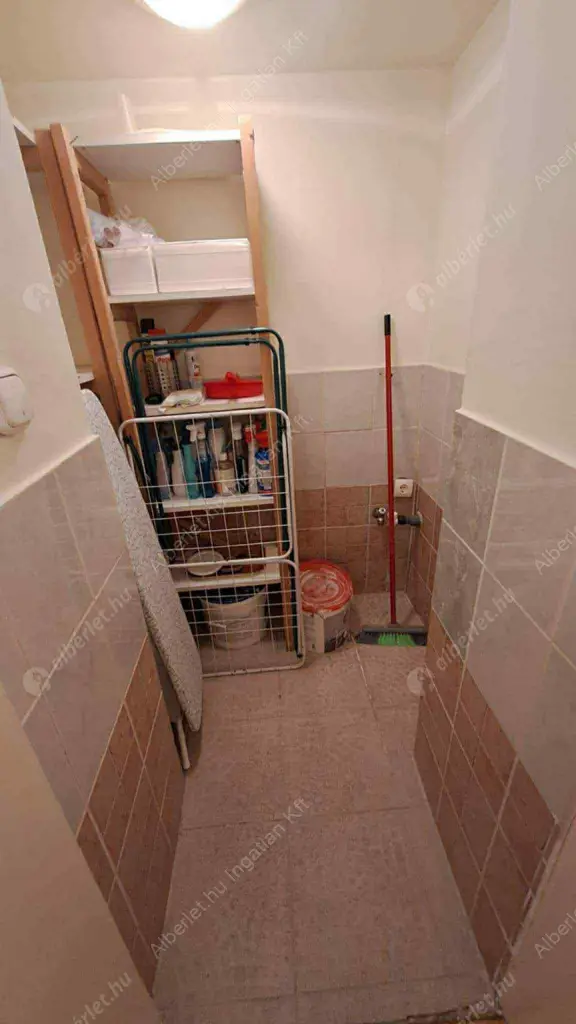 Kiadó albérlet 280000 Ft/hó áron: Budapest, II. kerület  Keleti Károly utca. Mérete: 57 nm, 1 szobás | Alberlet.hu - 6624086