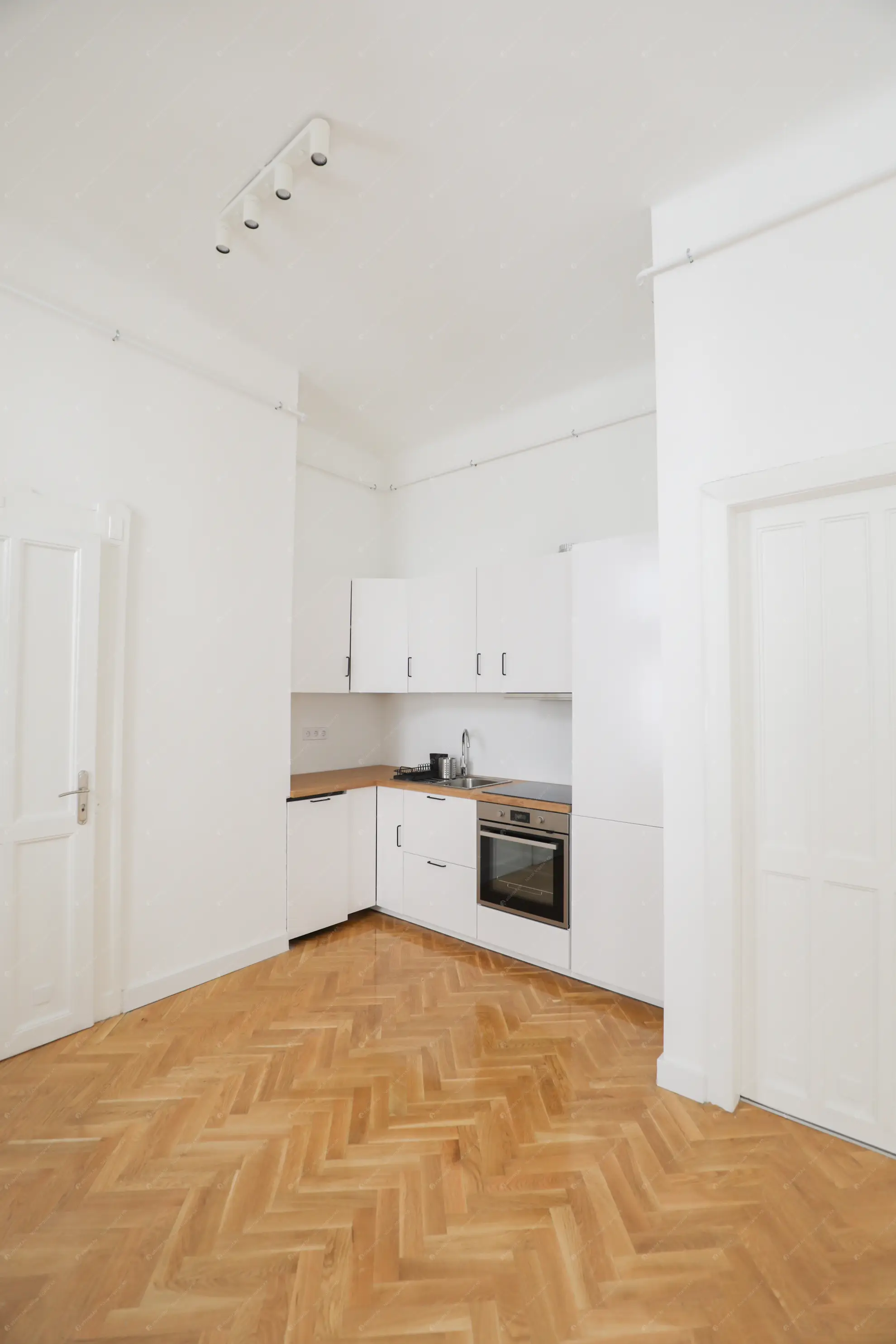 Kiadó albérlet 350000 Ft/hó áron: Budapest, II. kerület  Keleti Károly utca. Mérete: 65 nm, 3 szobás | Alberlet.hu - 6548404