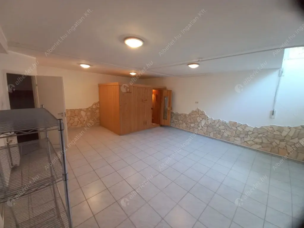 Kiadó albérlet 1500000 Ft/hó áron: Budapest, II. kerület  Kisgazda utca. Mérete: 420 nm, 6 szobás | Alberlet.hu - 6554179