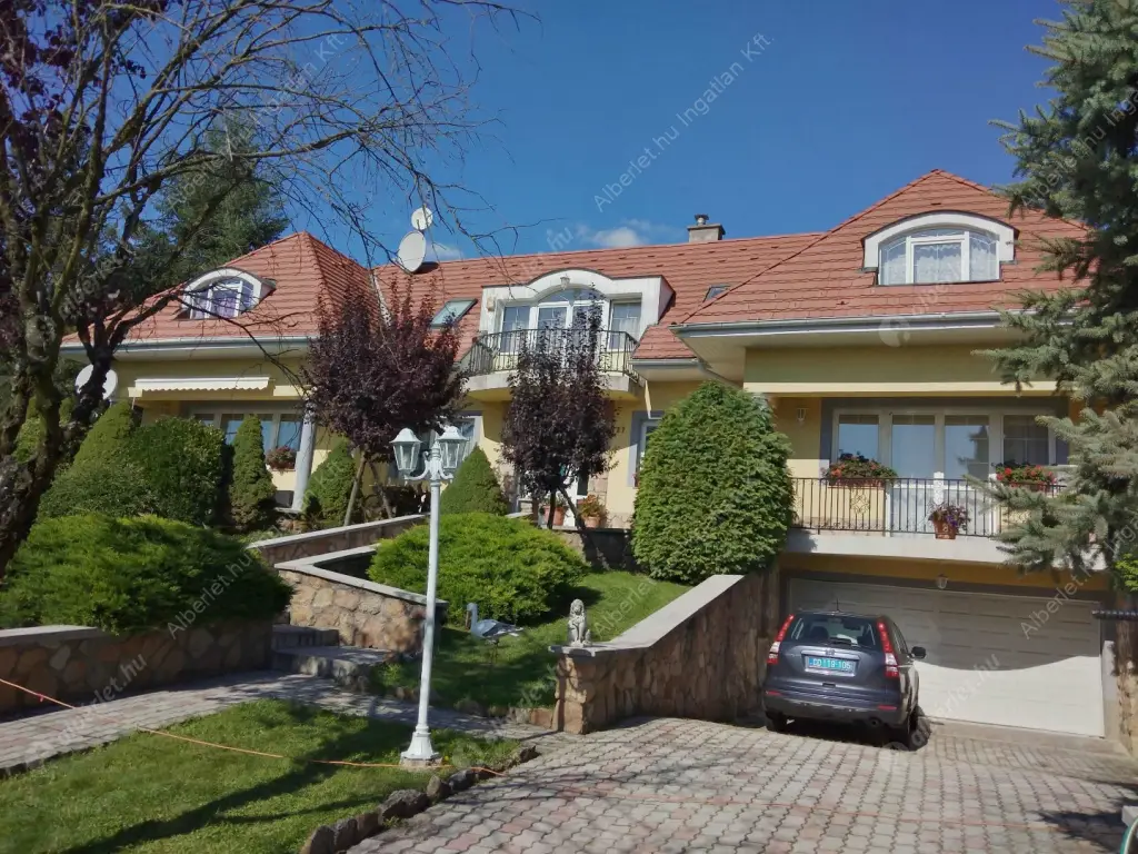 Kiadó albérlet 1500000 Ft/hó áron: Budapest, II. kerület  Kisgazda utca. Mérete: 420 nm, 6 szobás | Alberlet.hu - 6554181