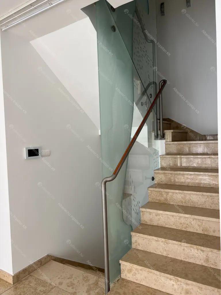 Kiadó albérlet 1167000 Ft/hó áron: Budapest, II. kerület  Kont vezér utca. Mérete: 252 nm, 6 szobás | Alberlet.hu - 6659088