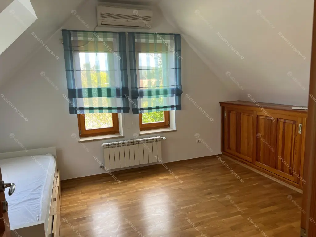 Kiadó albérlet 1167000 Ft/hó áron: Budapest, II. kerület  Kont vezér utca. Mérete: 252 nm, 6 szobás | Alberlet.hu - 6659092