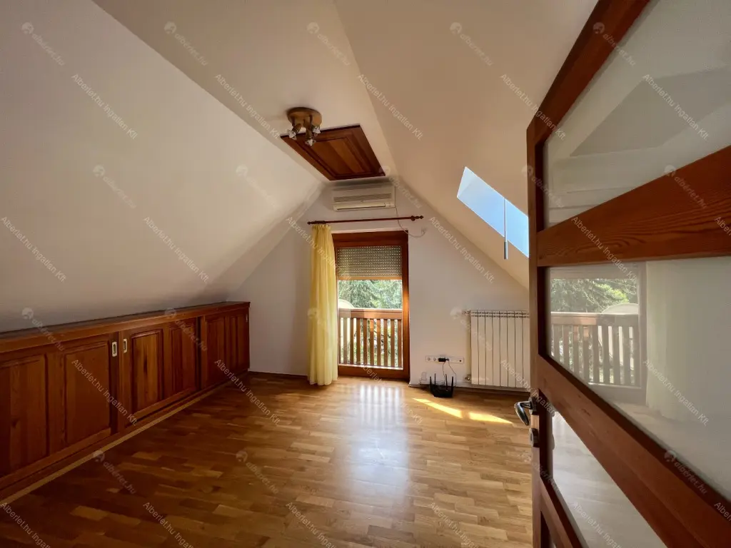 Kiadó albérlet 1167000 Ft/hó áron: Budapest, II. kerület  Kont vezér utca. Mérete: 252 nm, 6 szobás | Alberlet.hu - 6659095