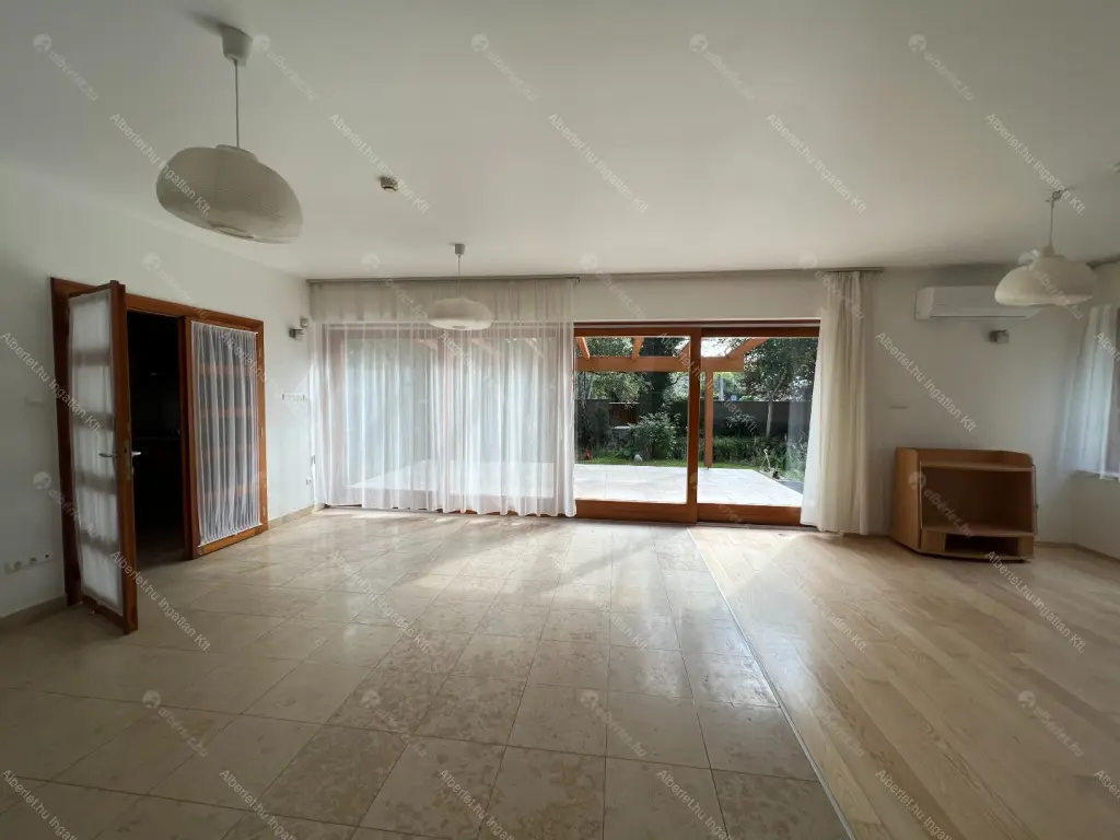 Kiadó albérlet 1167000 Ft/hó áron: Budapest, II. kerület  Kont vezér utca. Mérete: 252 nm, 6 szobás | Alberlet.hu - 6659100