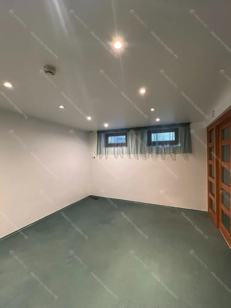 Kiadó albérlet 1167000 Ft/hó áron: Budapest, II. kerület  Kont vezér utca. Mérete: 252 nm, 6 szobás | Alberlet.hu - 6659101