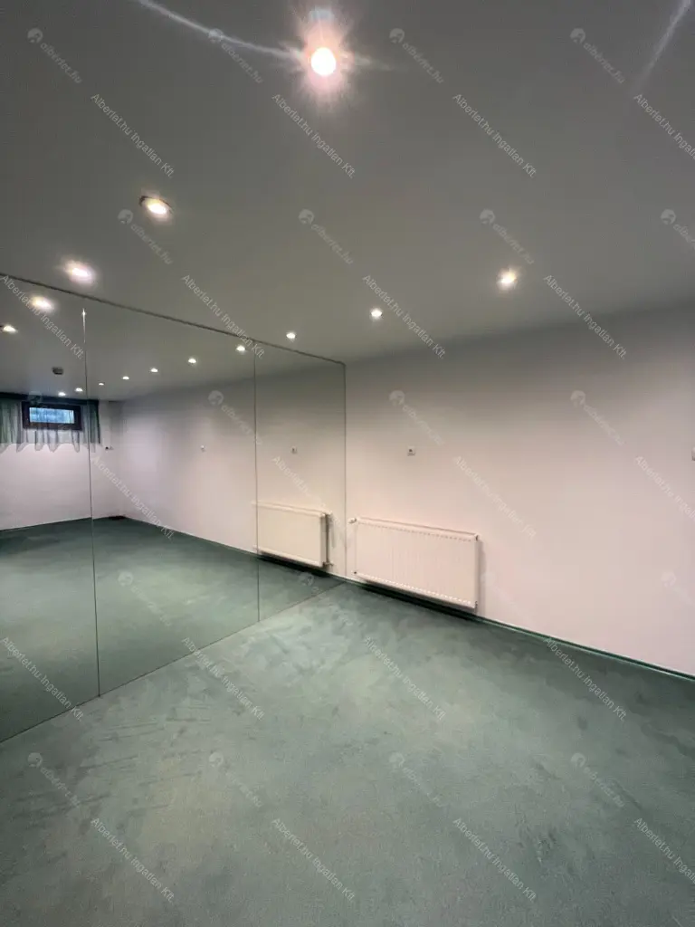 Kiadó albérlet 1167000 Ft/hó áron: Budapest, II. kerület  Kont vezér utca. Mérete: 252 nm, 6 szobás | Alberlet.hu - 6659109