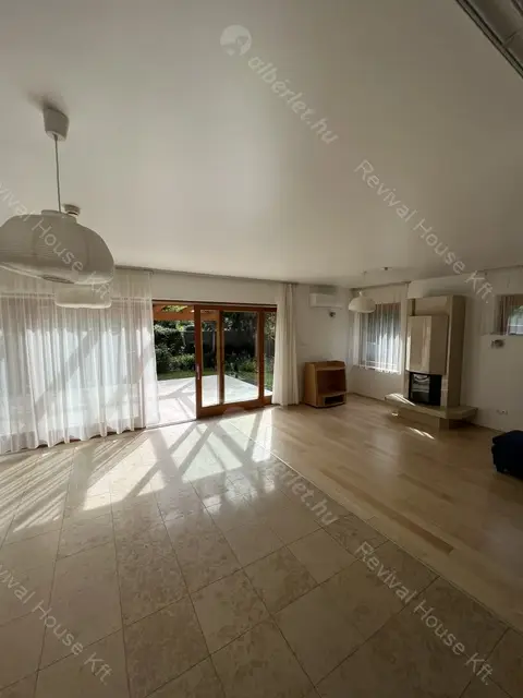 Kiadó albérlet 1144000 Ft/hó áron: Budapest, II. kerület  Kont vezér utca. Mérete: 252 nm, 6 szobás | Alberlet.hu - 6530869