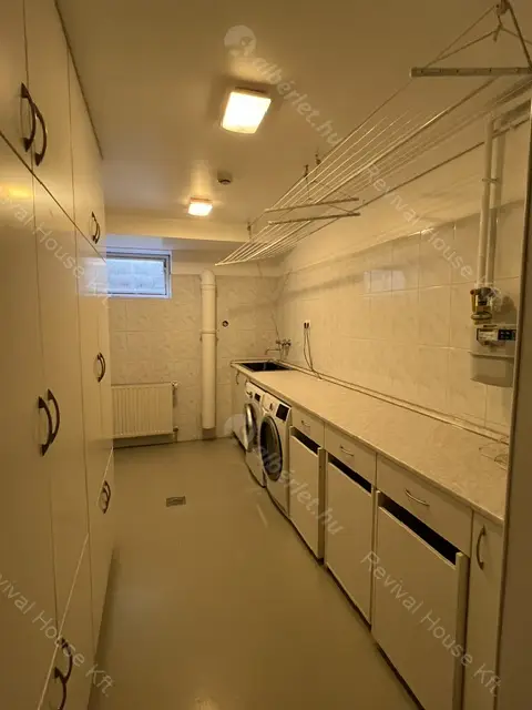 Kiadó albérlet 1144000 Ft/hó áron: Budapest, II. kerület  Kont vezér utca. Mérete: 252 nm, 6 szobás | Alberlet.hu - 6530876