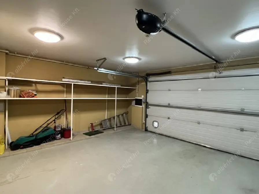 Kiadó albérlet 1144000 Ft/hó áron: Budapest, II. kerület  Kont vezér utca. Mérete: 252 nm, 6 szobás | Alberlet.hu - 6530877