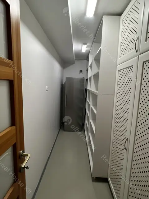 Kiadó albérlet 1144000 Ft/hó áron: Budapest, II. kerület  Kont vezér utca. Mérete: 252 nm, 6 szobás | Alberlet.hu - 6530878