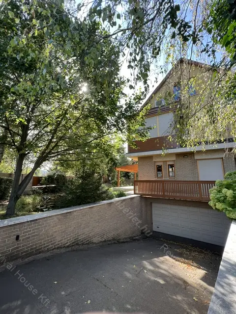 Kiadó albérlet 1144000 Ft/hó áron: Budapest, II. kerület  Kont vezér utca. Mérete: 252 nm, 6 szobás | Alberlet.hu - 6530879