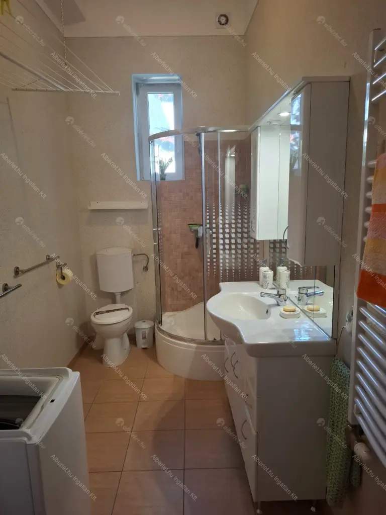 Kiadó albérlet 295000 Ft/hó áron: Budapest, II. kerület  Kulpa utca. Mérete: 80 nm, 2 szobás | Alberlet.hu - 6698359