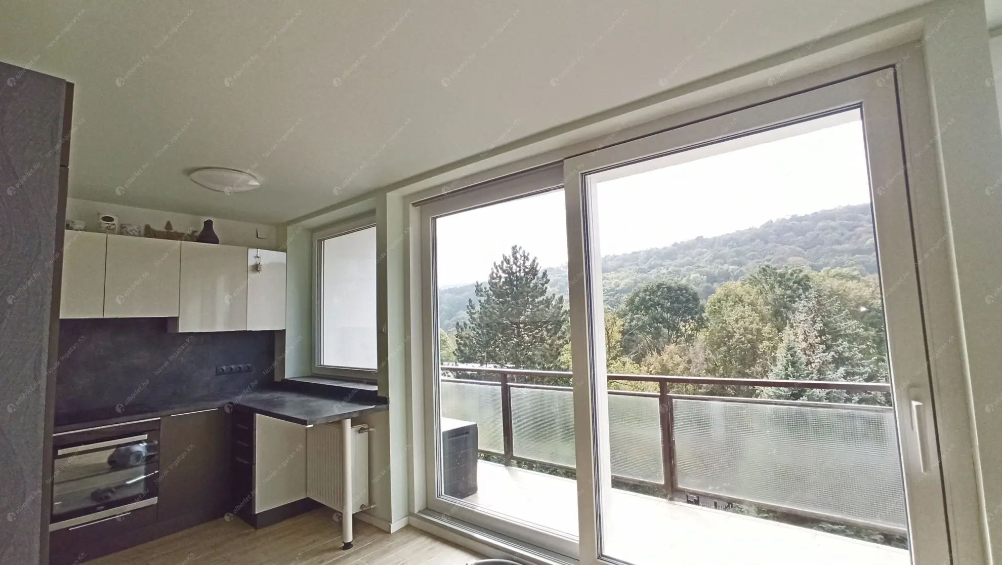 Kiadó albérlet 300000 Ft/hó áron: Budapest, II. kerület  Kuruclesi út. Mérete: 63 nm, 2 szobás | Alberlet.hu - 6635112