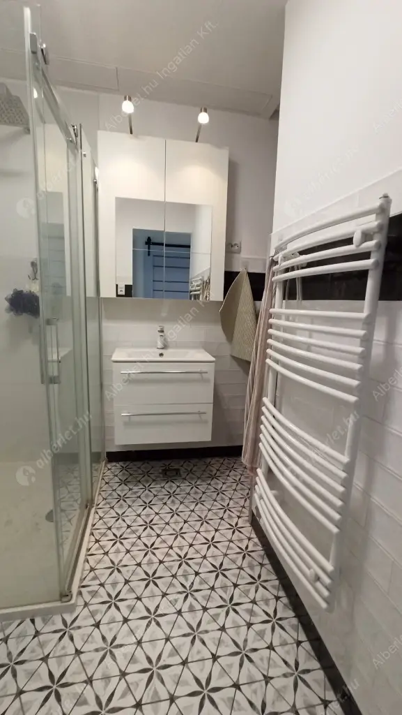 Kiadó albérlet 299000 Ft/hó áron: Budapest, II. kerület  Kuruclesi út. Mérete: 63 nm, 2 szobás | Alberlet.hu - 6639010