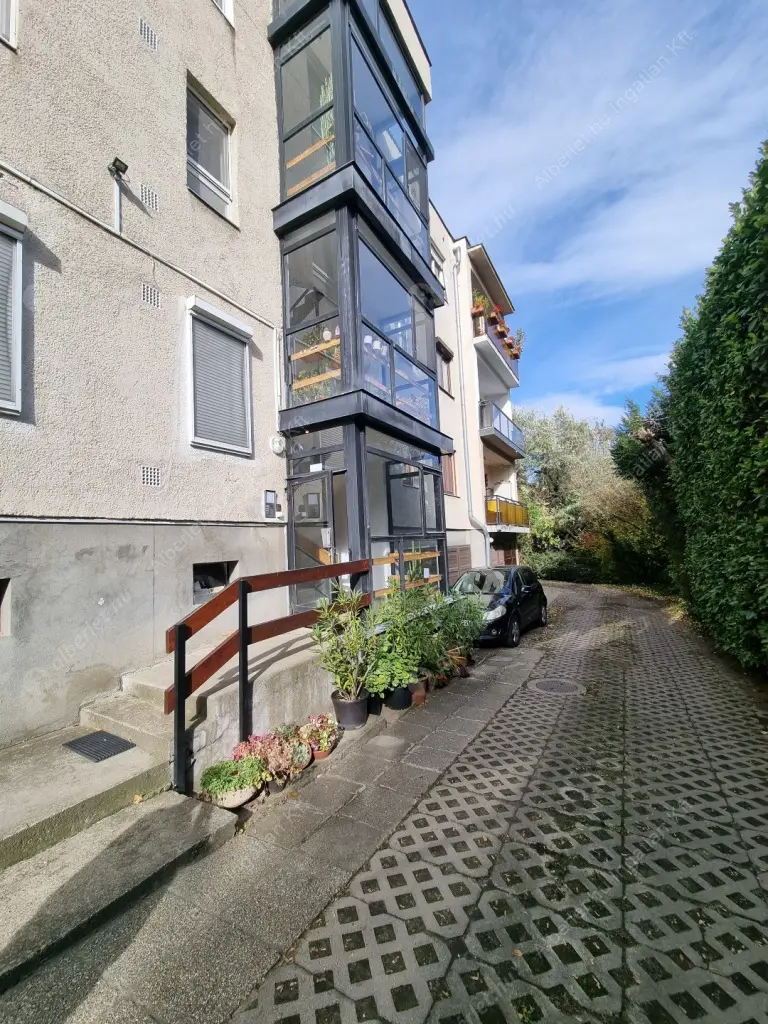 Kiadó albérlet 330000 Ft/hó áron: Budapest, II. kerület  Labanc út. Mérete: 54 nm, 2 szobás | Alberlet.hu - 6570421