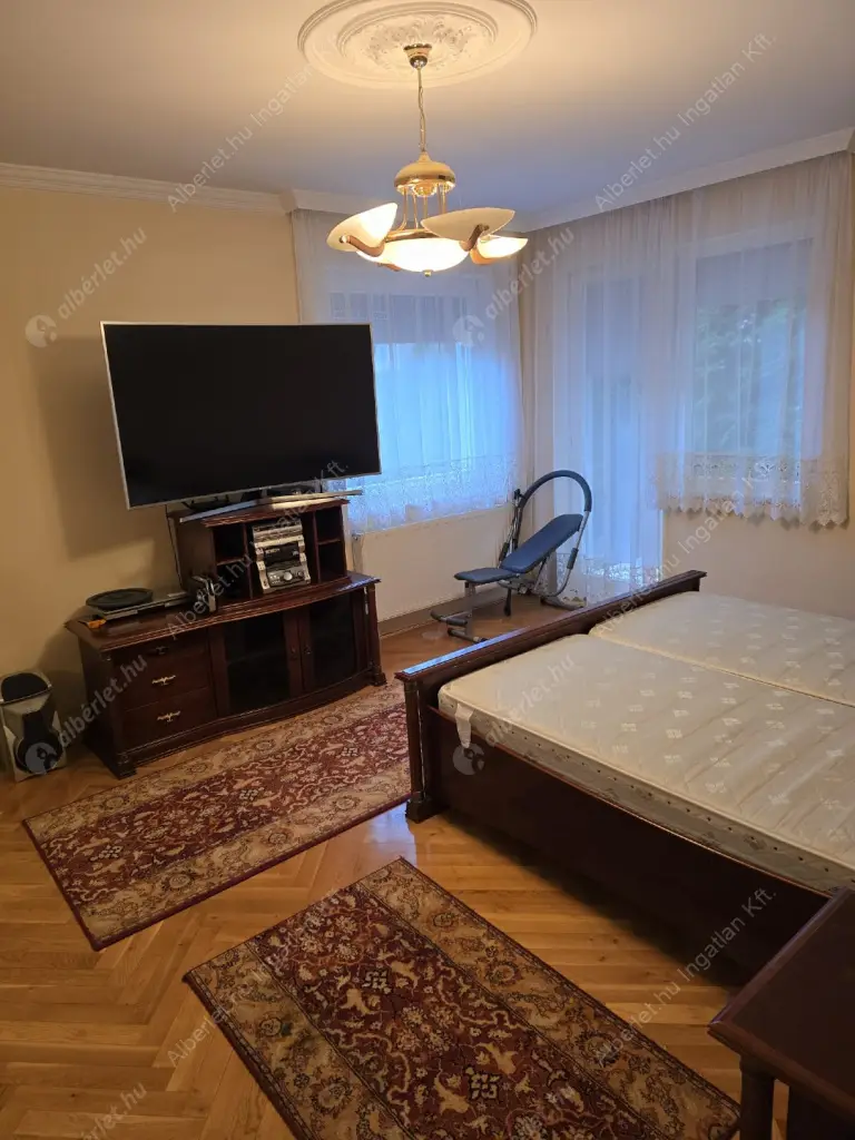 Kiadó albérlet 950000 Ft/hó áron: Budapest, II. kerület  Labanc utca. Mérete: 135 nm, 4 szobás | Alberlet.hu - 6605472