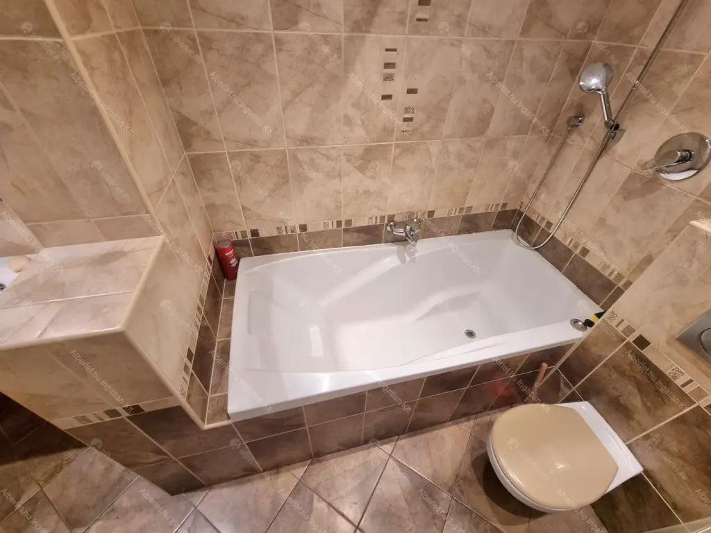 Kiadó albérlet 230000 Ft/hó áron: Budapest, II. kerület  Lajos utca. Mérete: 37 nm, 1 szobás | Alberlet.hu - 6691070