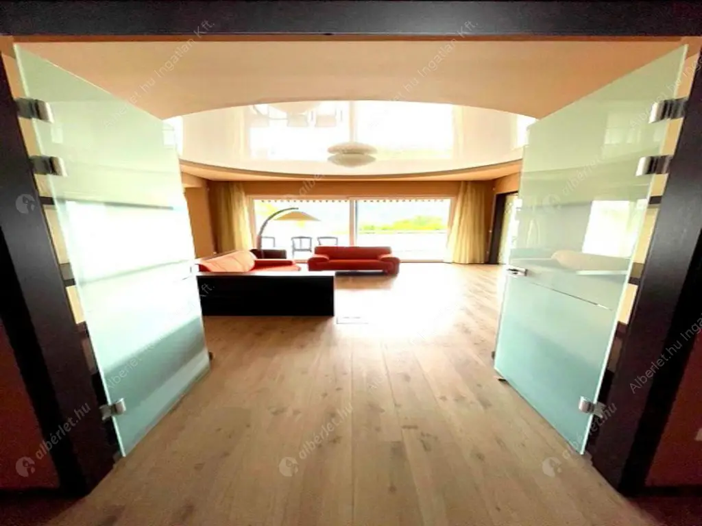 Kiadó albérlet 1350000 Ft/hó áron: Budapest, II. kerület  Lepke utca. Mérete: 166 nm, 5 szobás | Alberlet.hu - 6604506