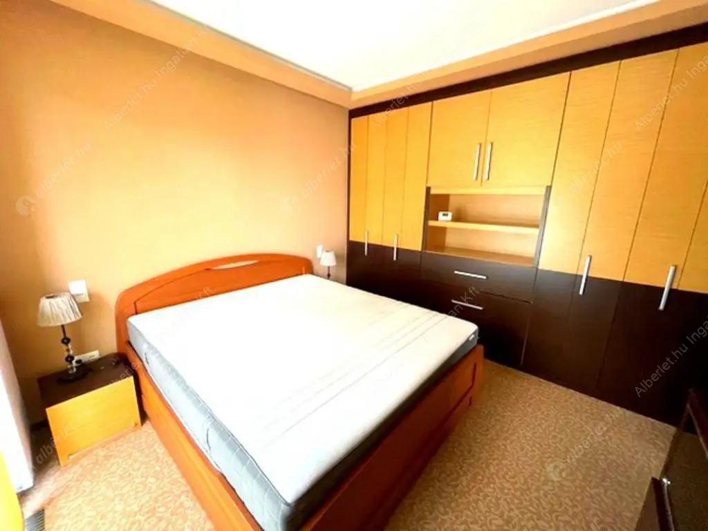 Kiadó albérlet 1350000 Ft/hó áron: Budapest, II. kerület  Lepke utca. Mérete: 166 nm, 5 szobás | Alberlet.hu - 6604514