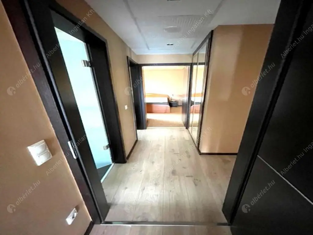 Kiadó albérlet 1350000 Ft/hó áron: Budapest, II. kerület  Lepke utca. Mérete: 166 nm, 5 szobás | Alberlet.hu - 6622769