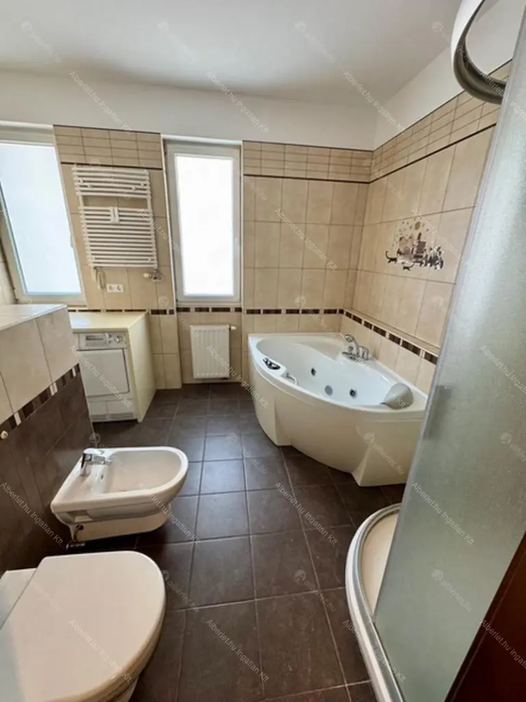 Kiadó albérlet 600000 Ft/hó áron: Budapest, II. kerület  Lepke utca. Mérete: 86 nm, 3 szobás | Alberlet.hu - 6705301