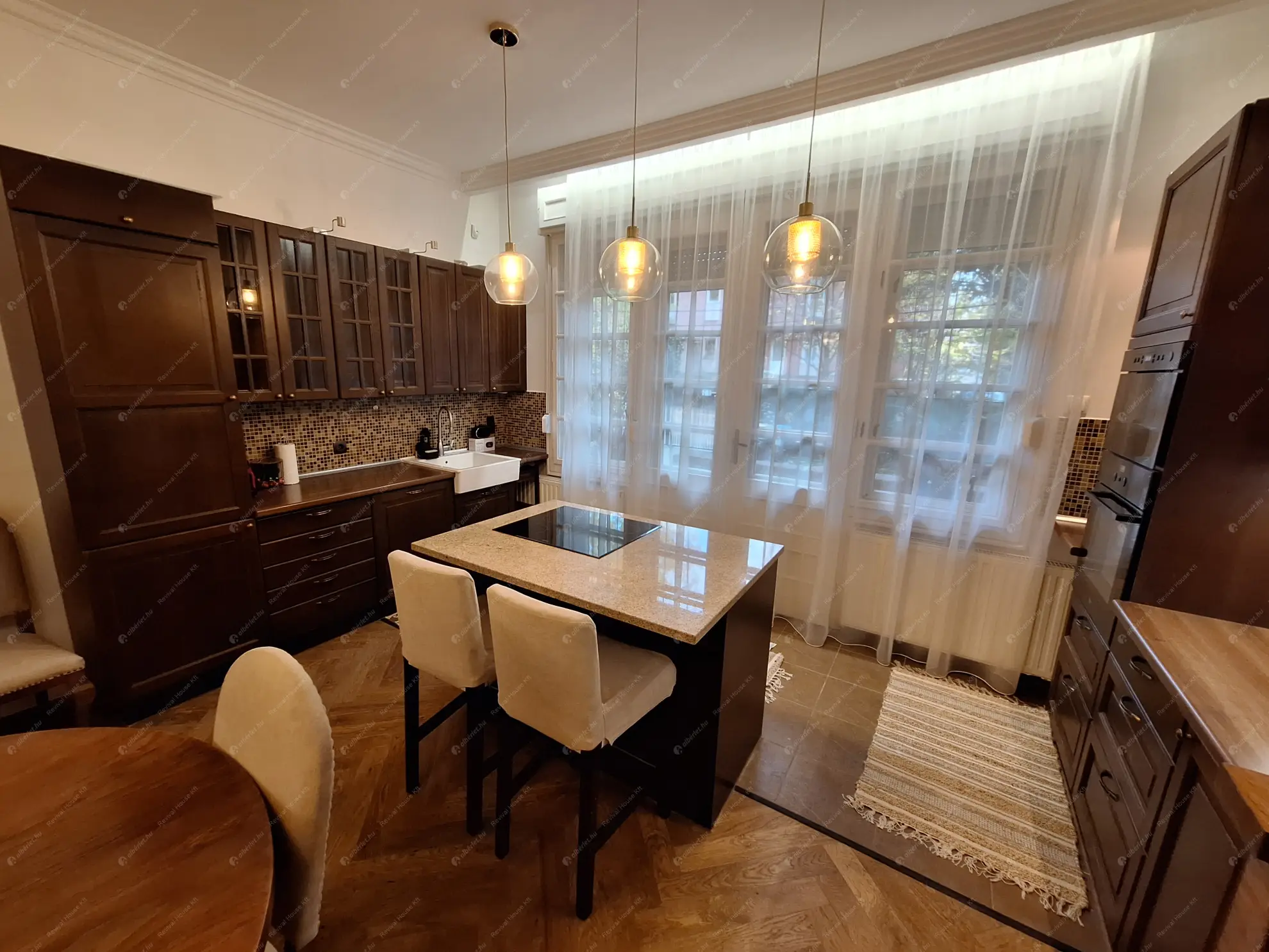 Kiadó albérlet 1077000 Ft/hó áron: Budapest, II. kerület  Lotz Károly utca. Mérete: 150 nm, 4 szobás | Alberlet.hu - 6579827