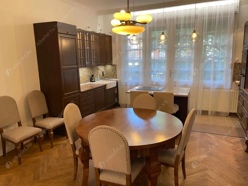 Kiadó albérlet 1031000 Ft/hó áron: Budapest, II. kerület  Lotz Károly utca. Mérete: 150 nm, 4 szobás | Alberlet.hu - 6531608