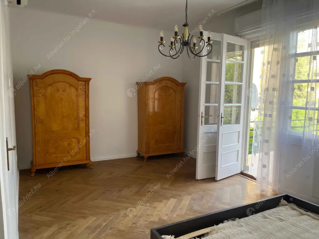 Kiadó albérlet 1031000 Ft/hó áron: Budapest, II. kerület  Lotz Károly utca. Mérete: 150 nm, 4 szobás | Alberlet.hu - 6531615