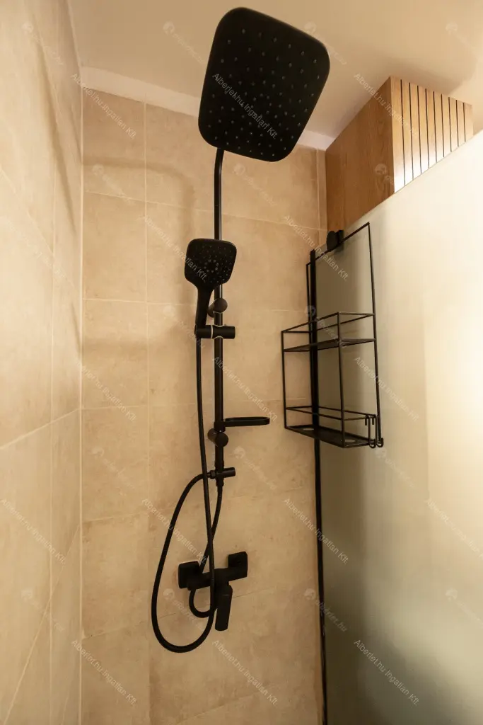 Kiadó albérlet 210000 Ft/hó áron: Budapest, II. kerület  Lotz Károly utca. Mérete: 20 nm, 1 szobás | Alberlet.hu - 6705502