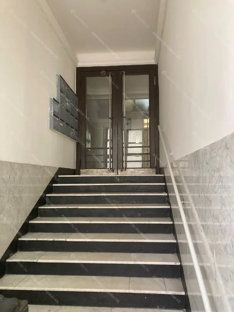 Kiadó albérlet 240000 Ft/hó áron: Budapest, II. kerület  Lövőház utca. Mérete: 31 nm, 1 szobás | Alberlet.hu - 6681096