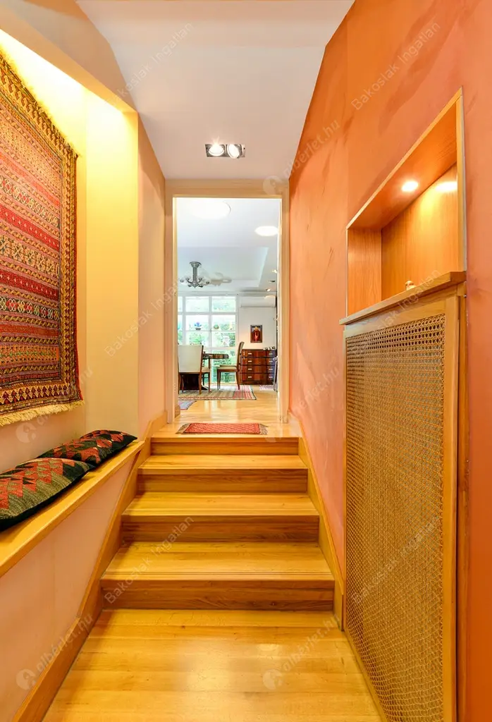 Kiadó albérlet 2479000 Ft/hó áron: Budapest, II. kerület  Mandula utca. Mérete: 320 nm, 5 szobás | Alberlet.hu - 4452234